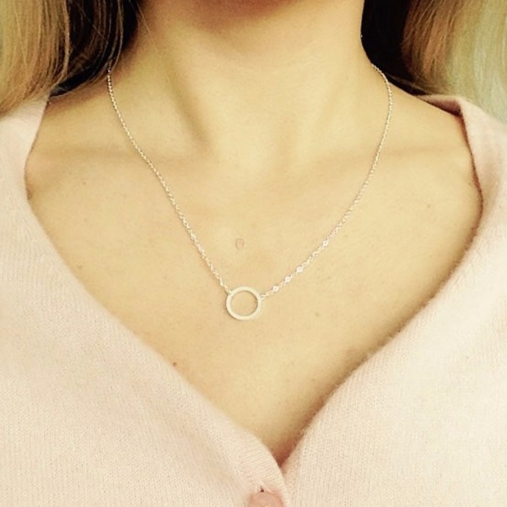 ❤️4 for $20 18k gold plated/Sliver Circle Necklace - Picture 5 of 5